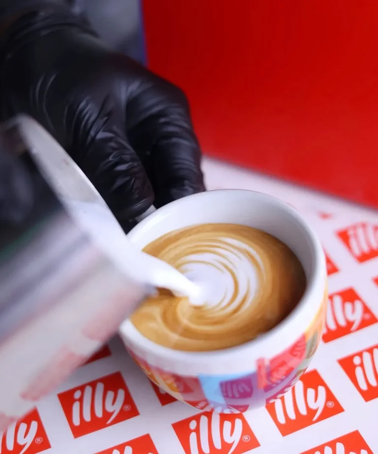 Latte art in illy cup — MICC International photography
