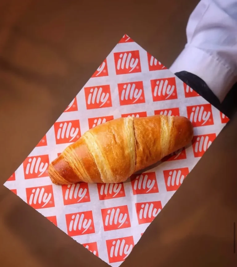 Croissant on illy paper — MICC International photography